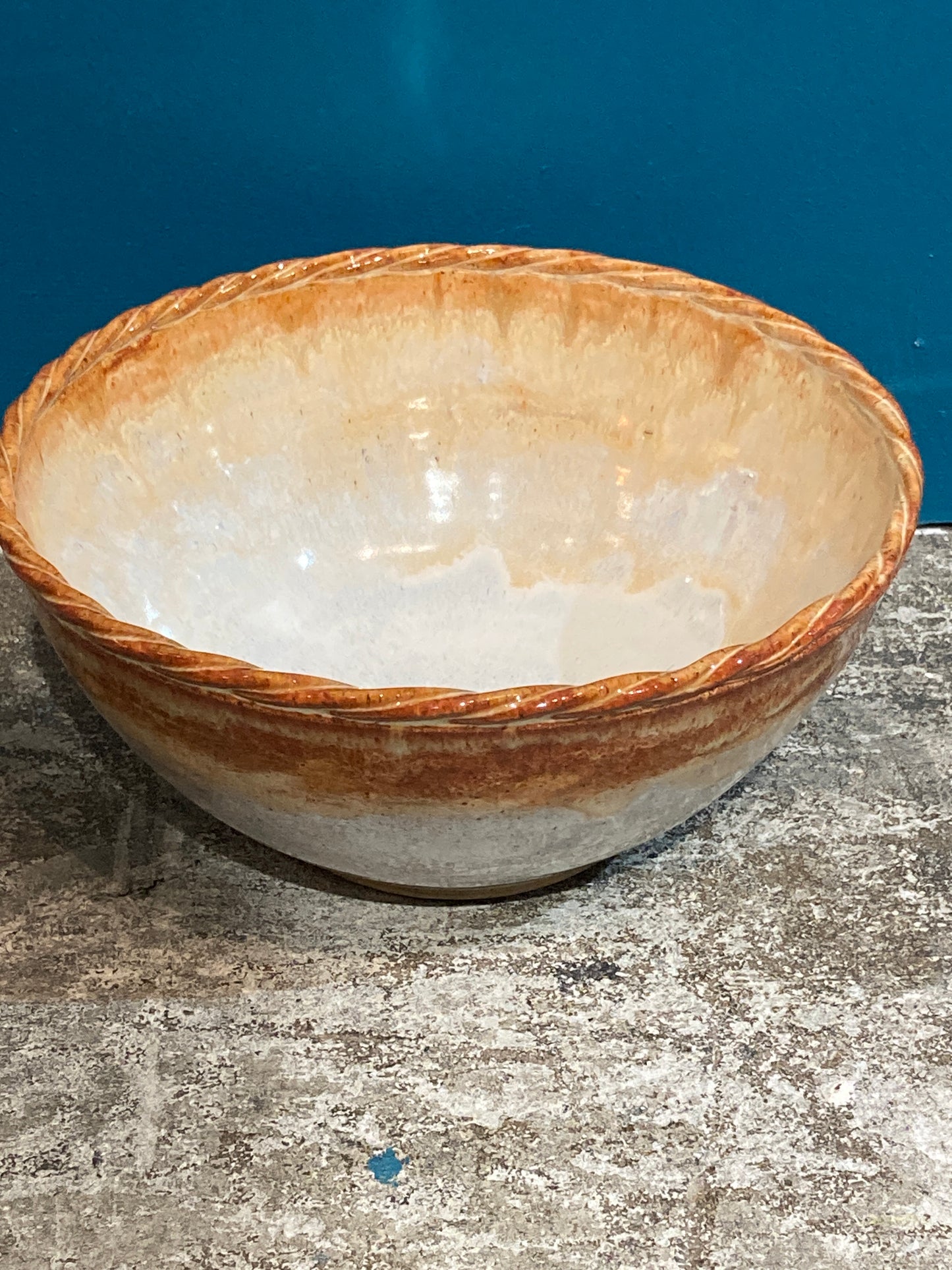 Ceramic Serving Bowl Twist Rim