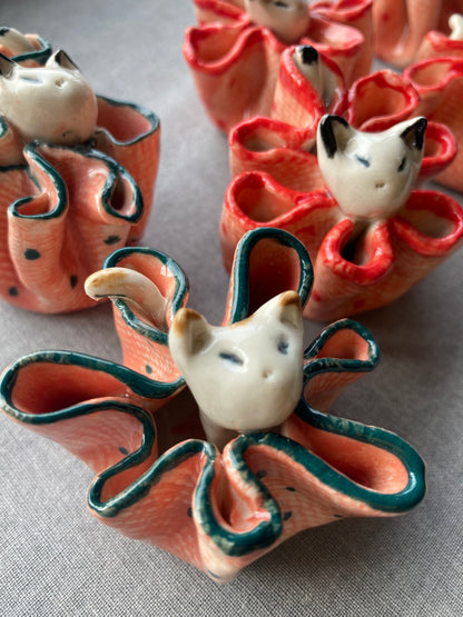 Peekaboo Mice, Cats and Bunnies