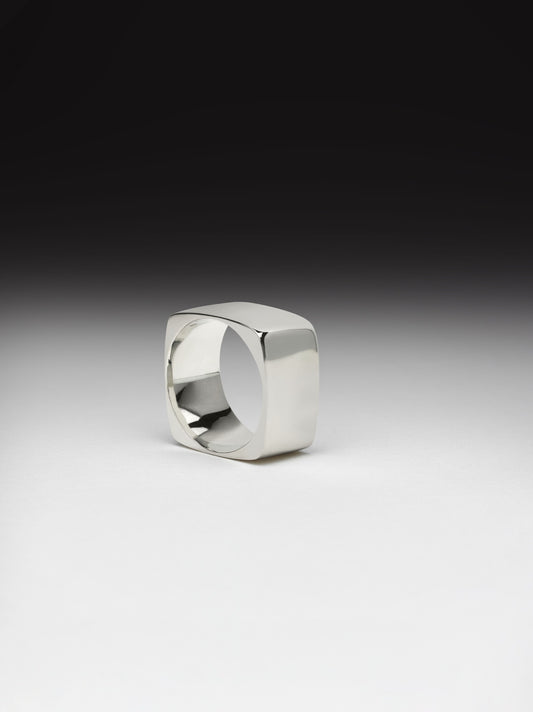 “The Monument” - Square Ring