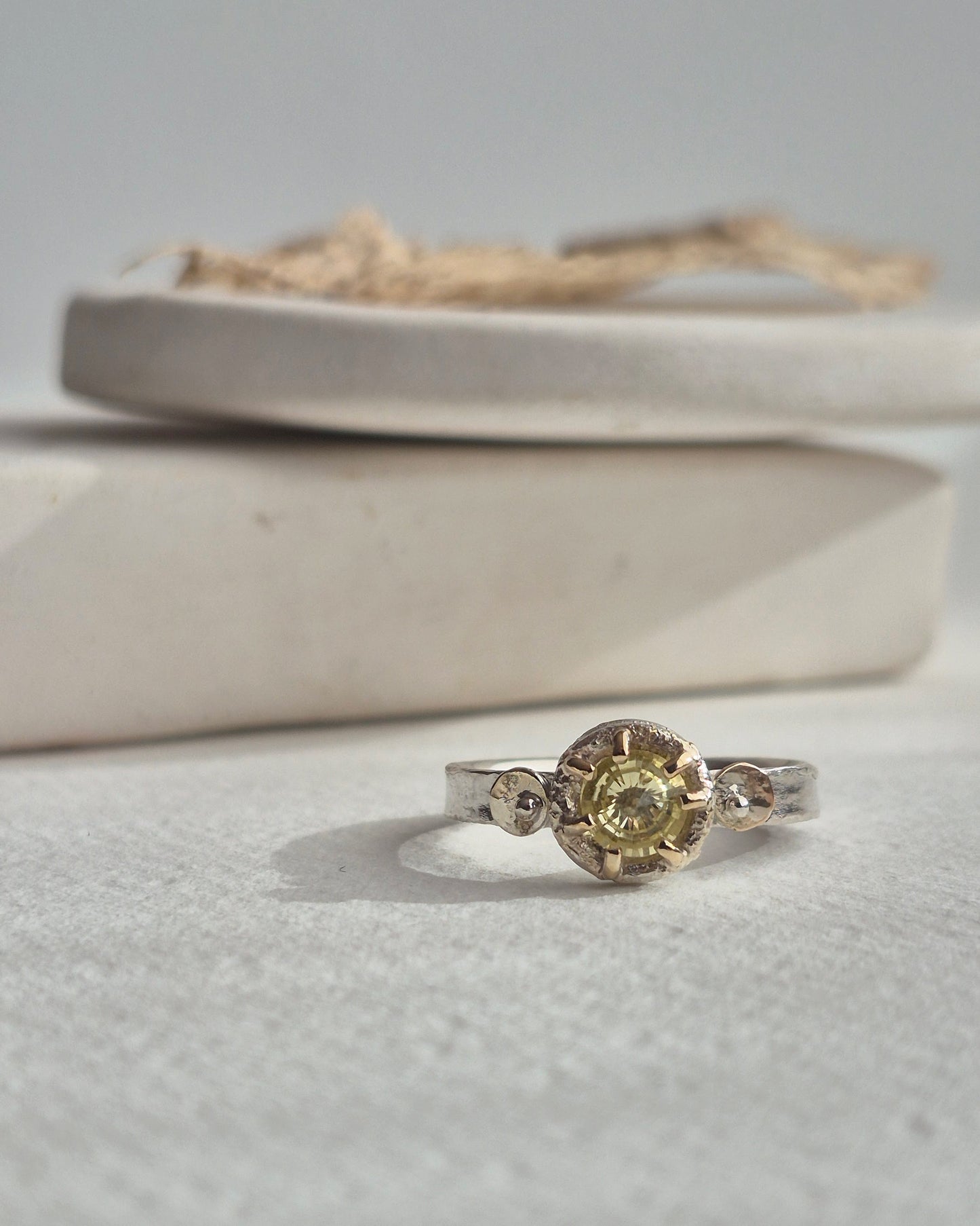 Lemon Quartz Ring