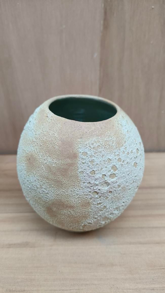 Small Pebble Vase