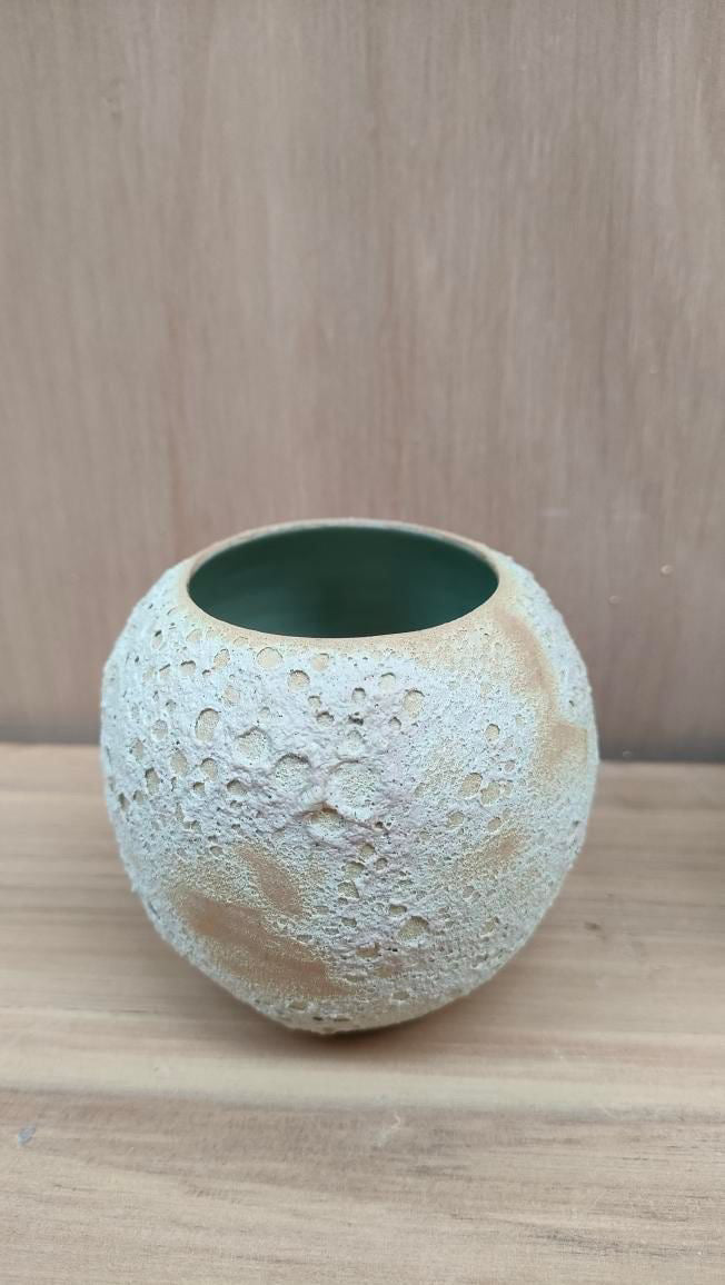 Small Pebble Vase