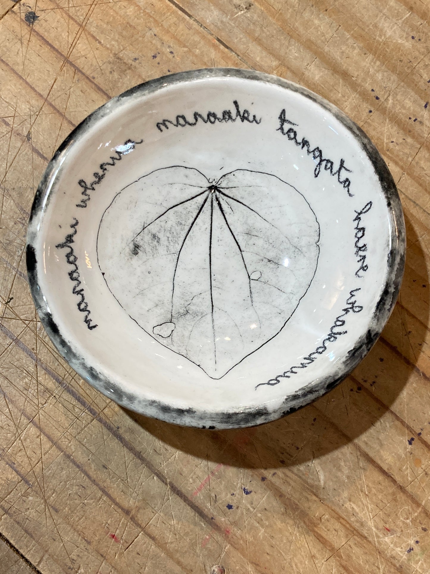 Whakatauki bowls - Medium