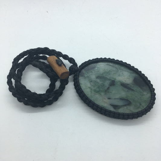 Oval Laced Pendant - Nelson Jade