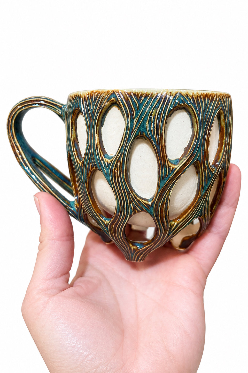 Double Walled Cut-Out Mug – Avant Garde (WINNER)