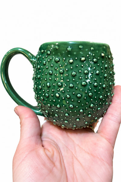 Kina Dot Green Glaze Mug – Everyday Mugging