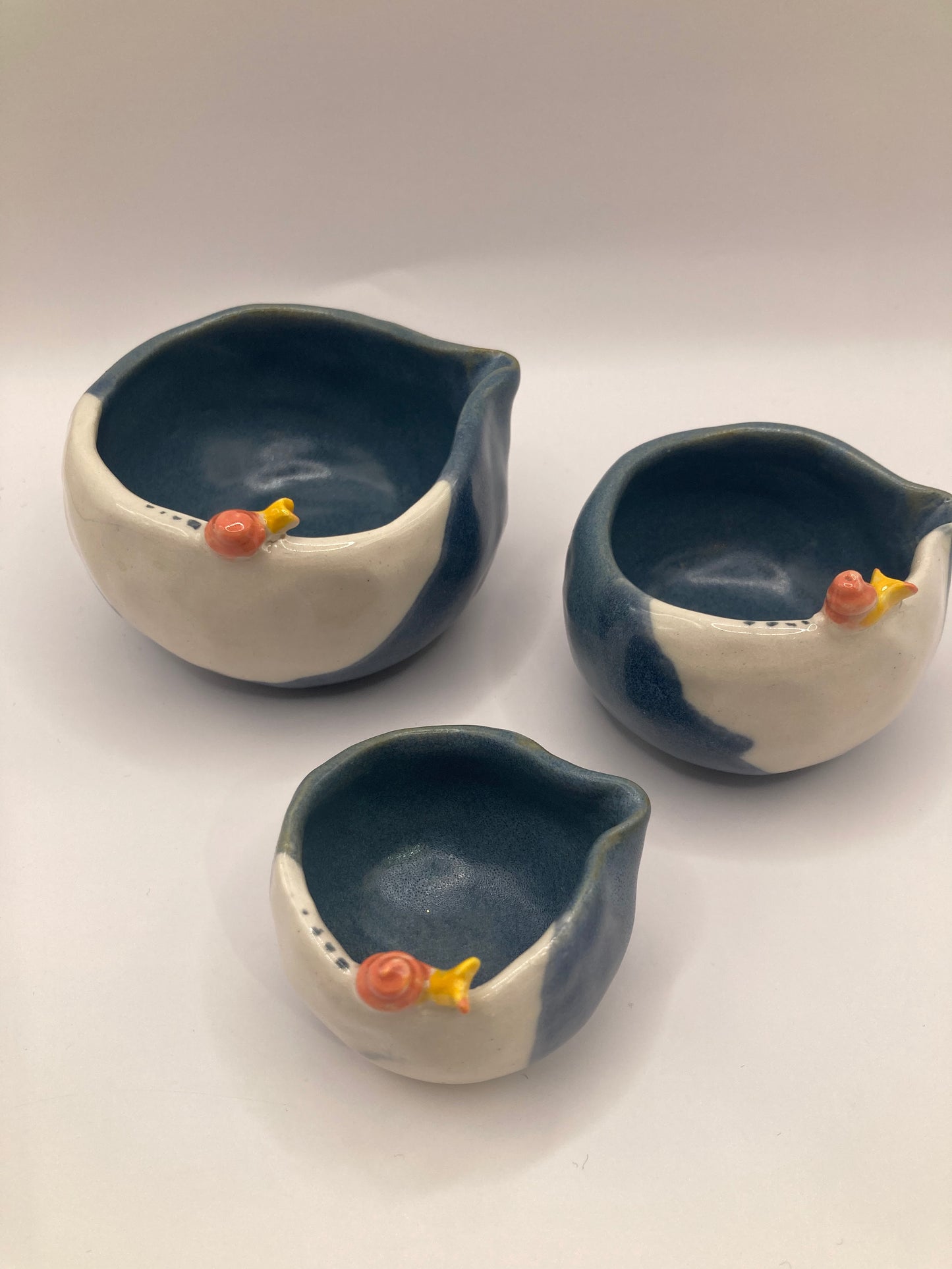 Snail Pourer Bowls