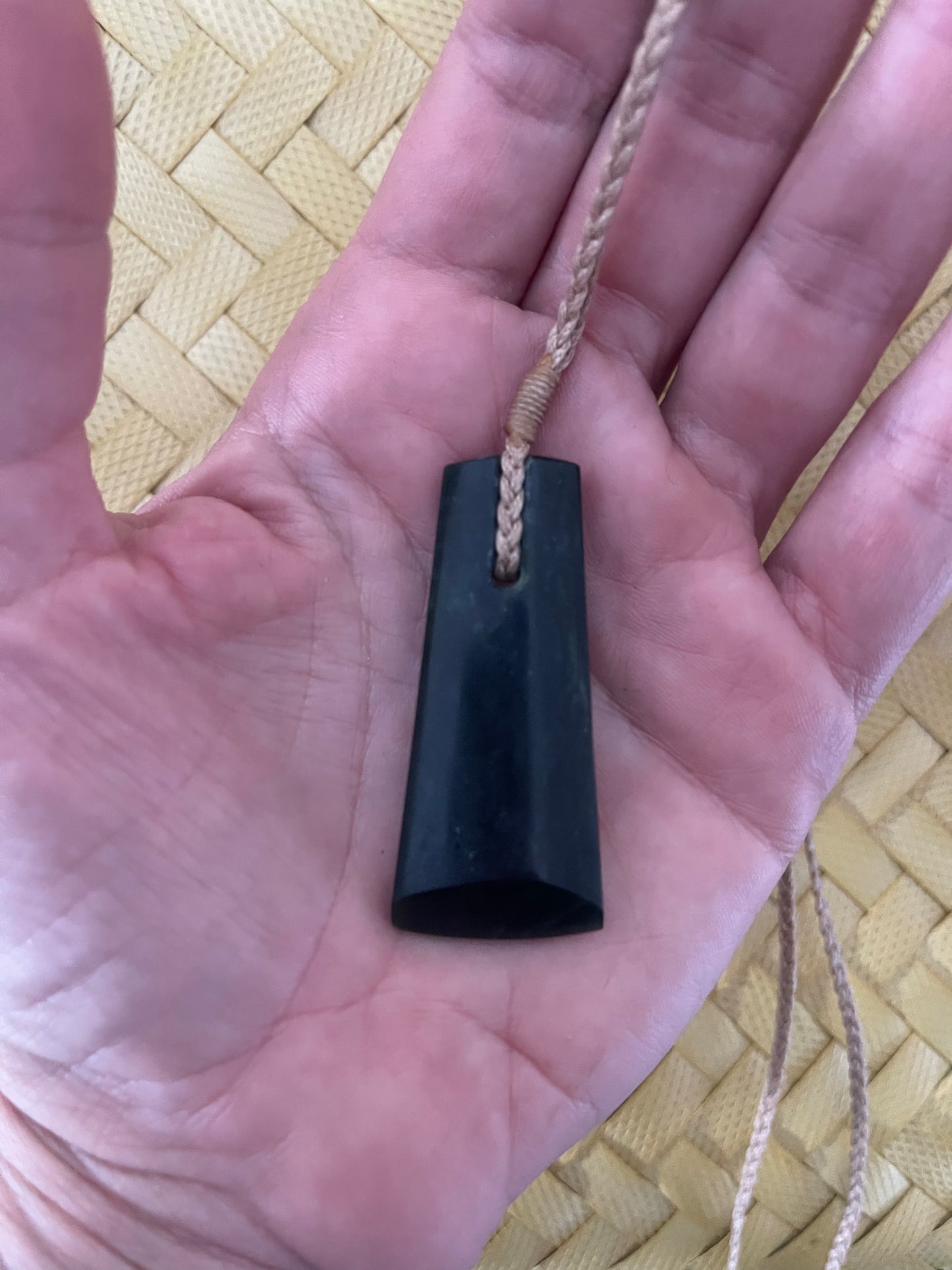 Drop Hole Toki 1 - Pounamu