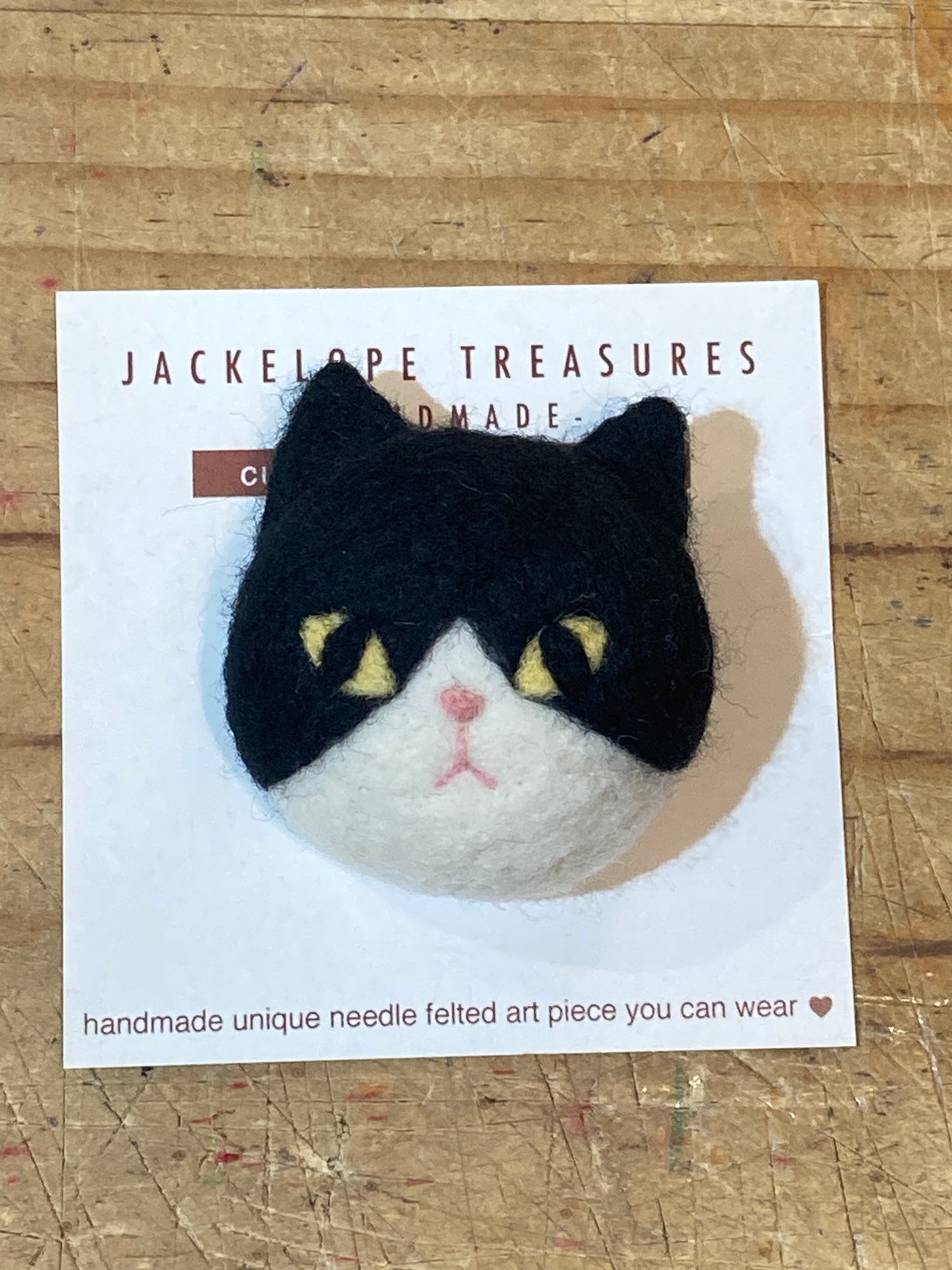 Cat Face Brooch