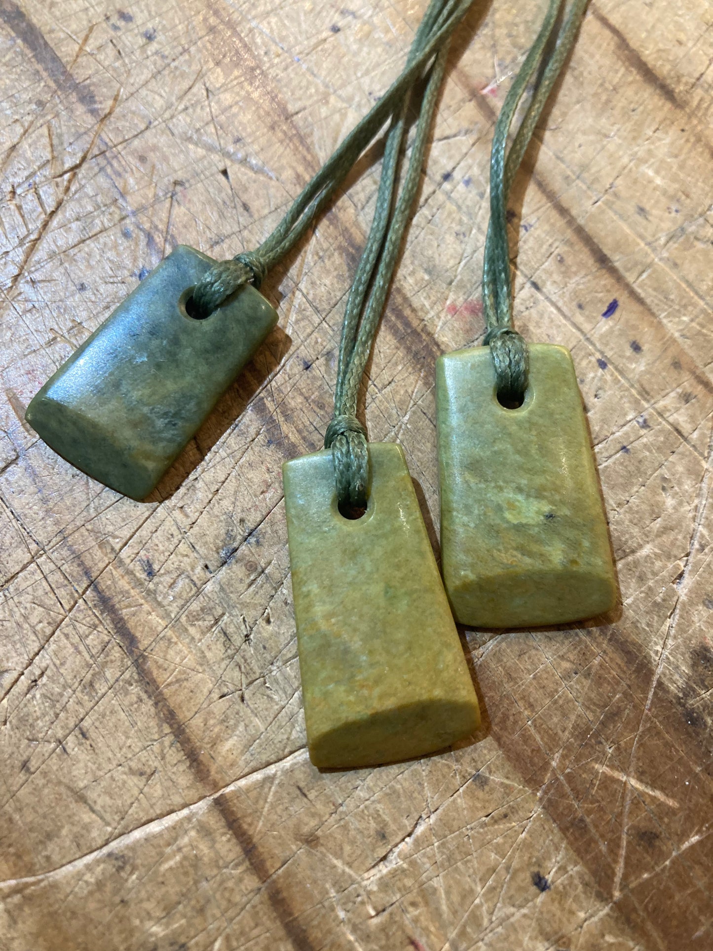 Small Unbound Toki Pounamu Pendant