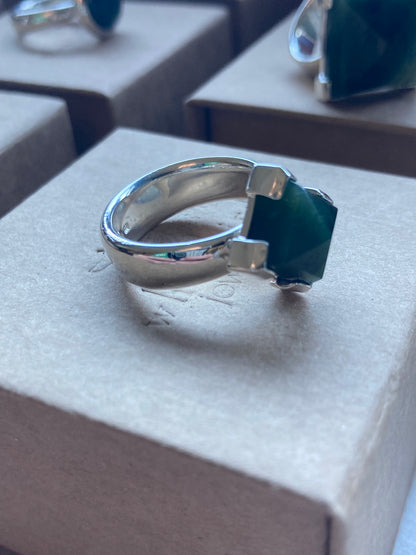 Small Square Facet Pounamu Corner Set Ring