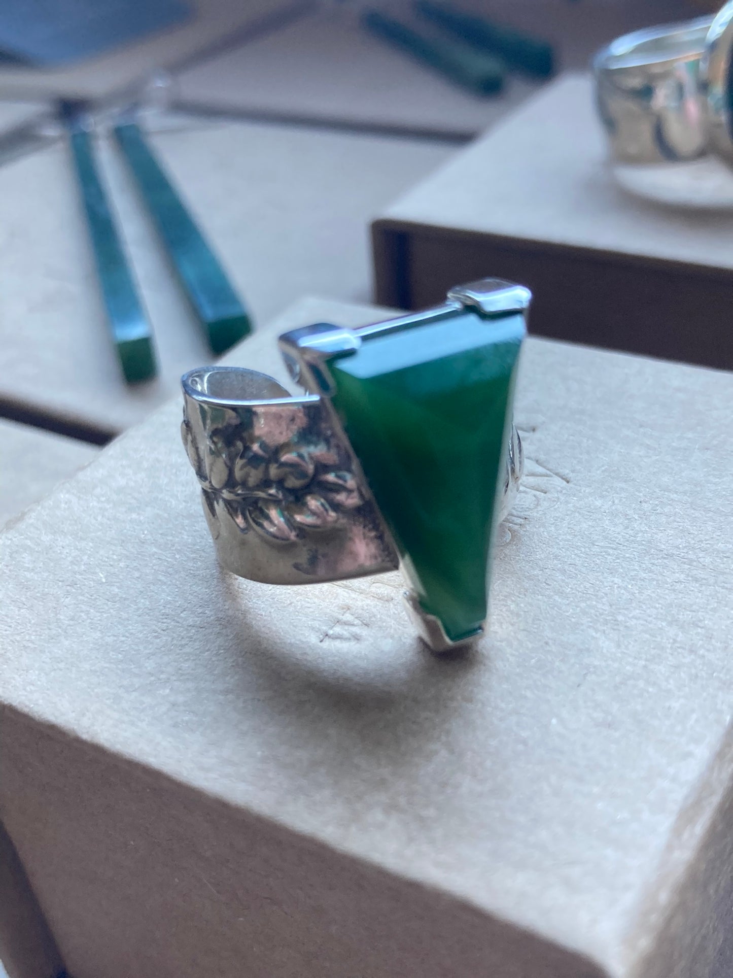 Triangle Facet Pounamu Kongoi Cuff Ring