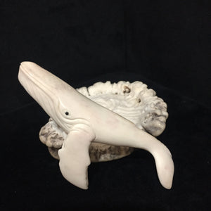 Humpback Whale Ring with base