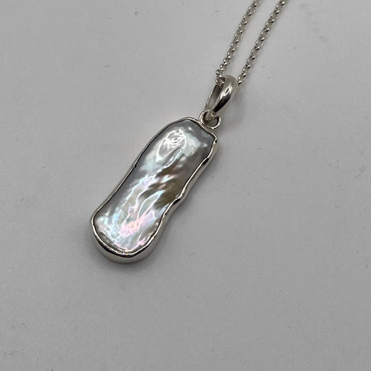 Biwa Pearl Pendant