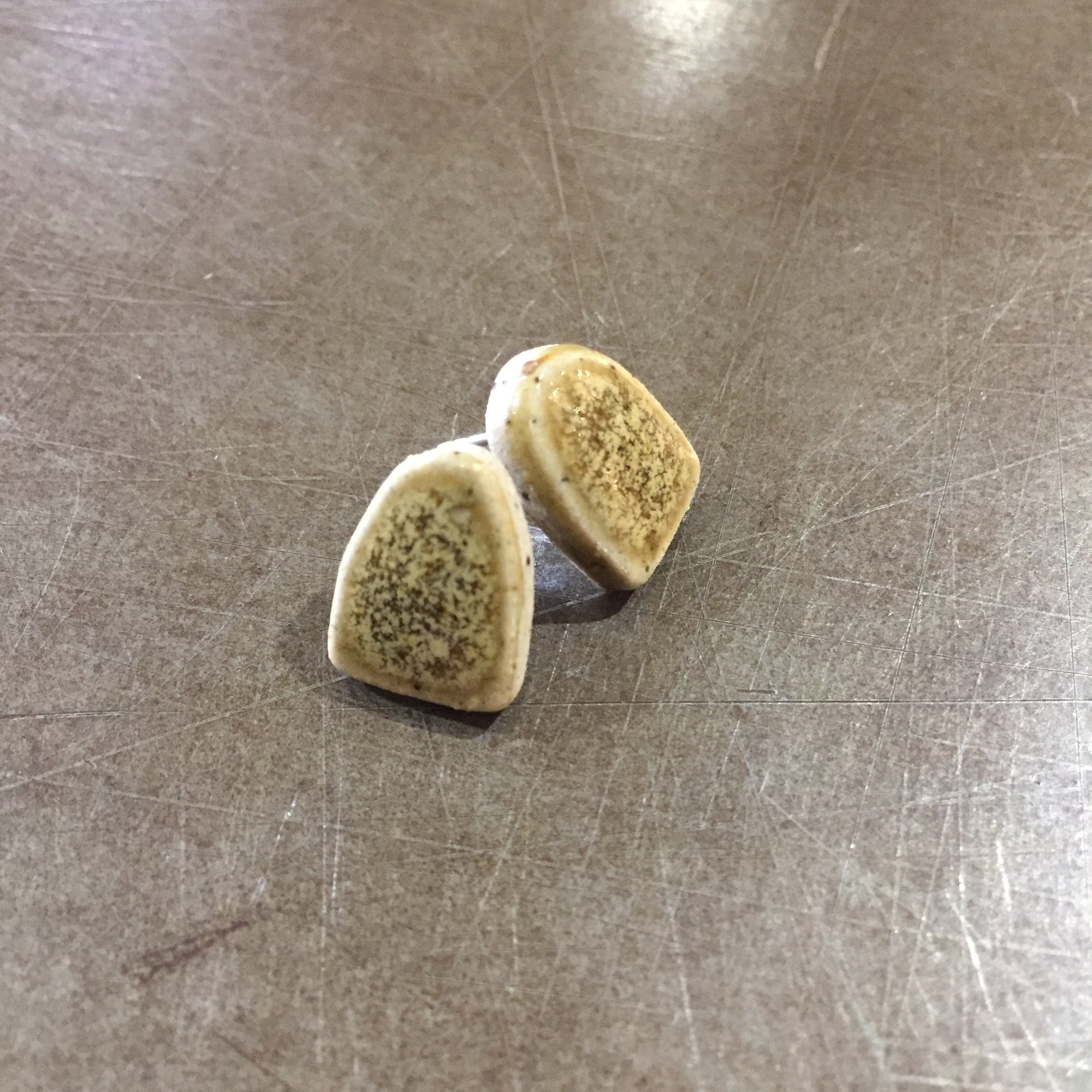 Small Arch Ceramic Earrings - Mustard