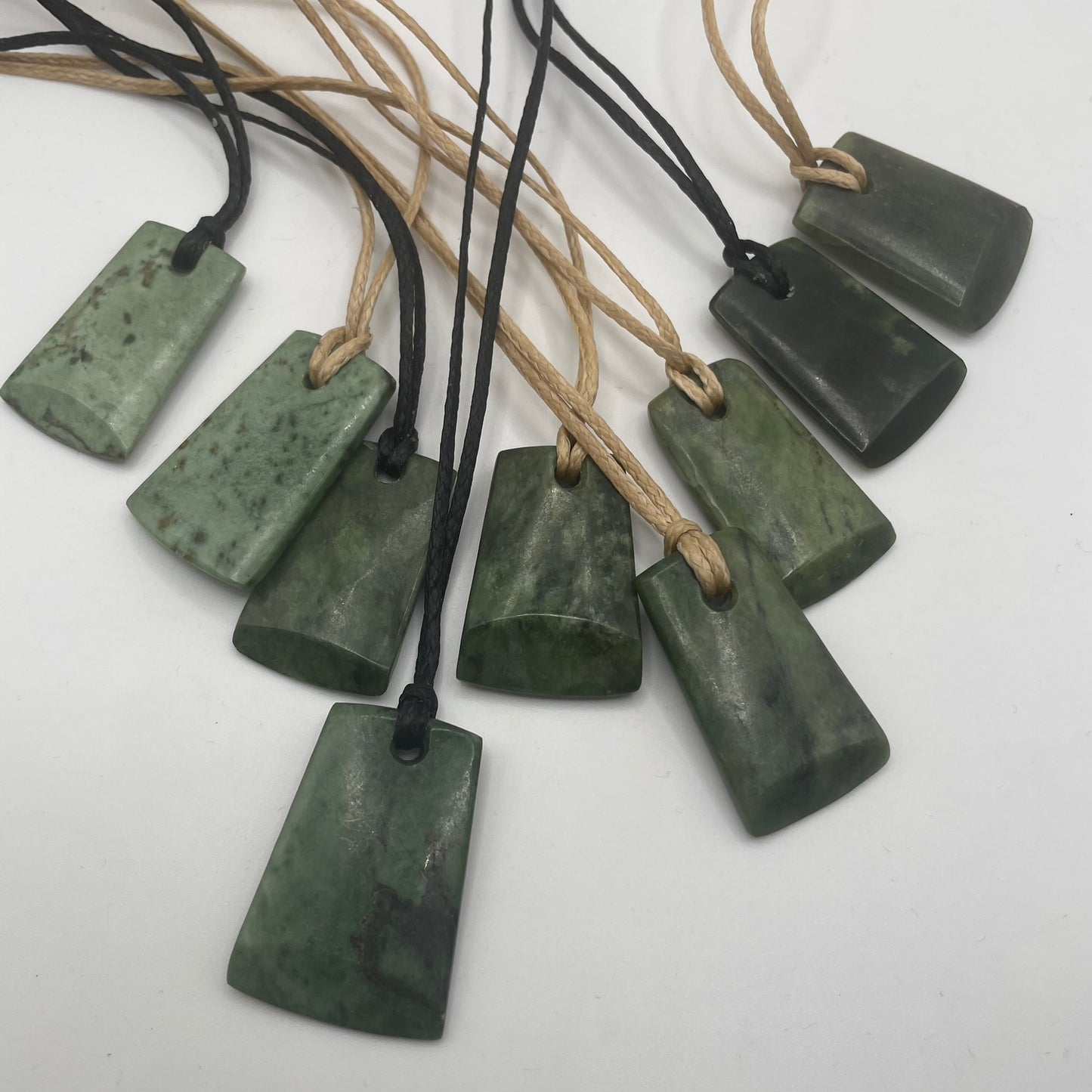 Small Unbound Toki Pounamu Pendant