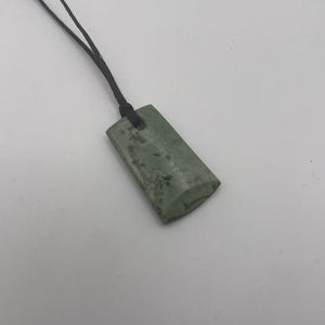 Small Unbound Toki Pounamu Pendant