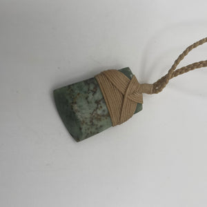 Small Toki Pounamu Pendant