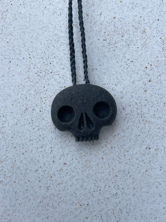 Memento Mori Skull Pendant - Onewa/Greywacke - Small