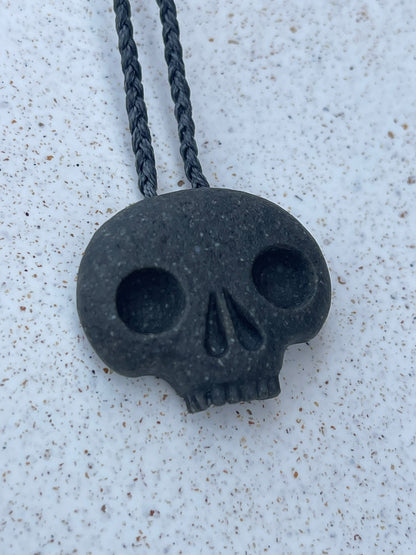 Memento Mori Skull Pendant - Onewa/Greywacke - Small