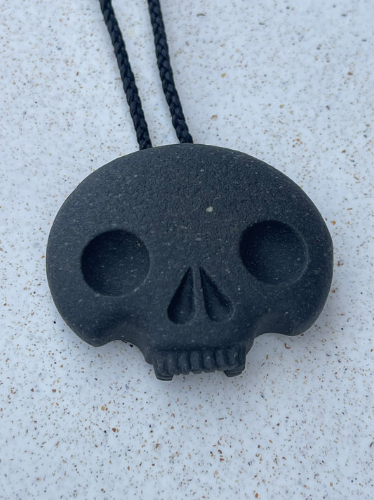 Memento Mori Dark Skull Pendant - Onewa/Greywacke