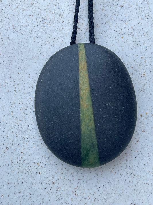 Splice Pebble Pendant - Onewa & Pounamu (Flower Jade)