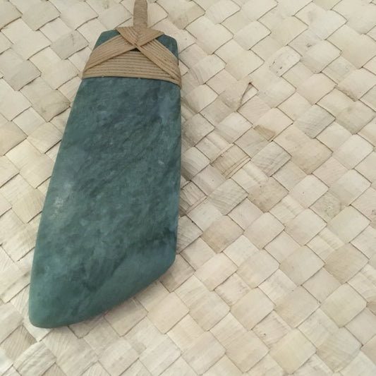 Medium Toki - West Coast Pounamu