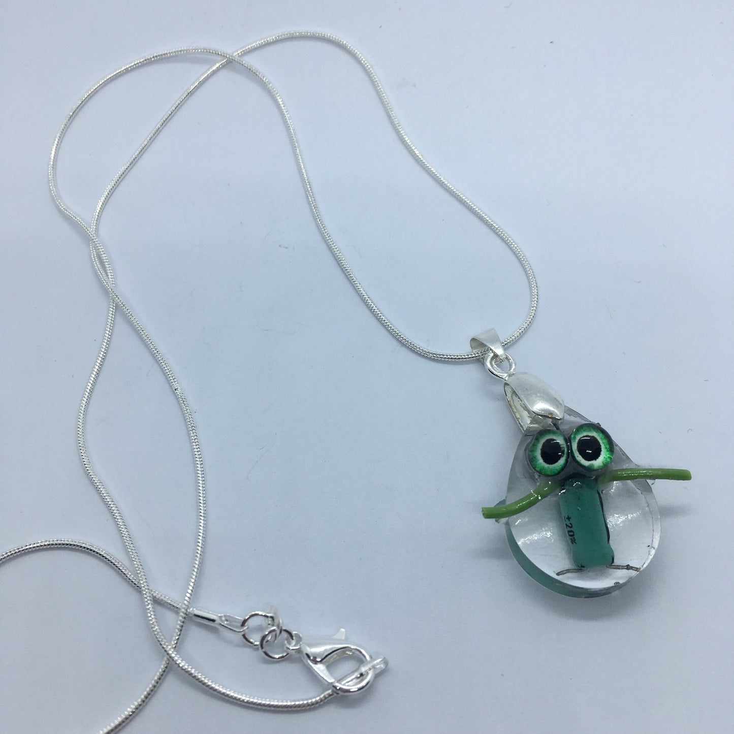 Cryobot Necklace - Greeny