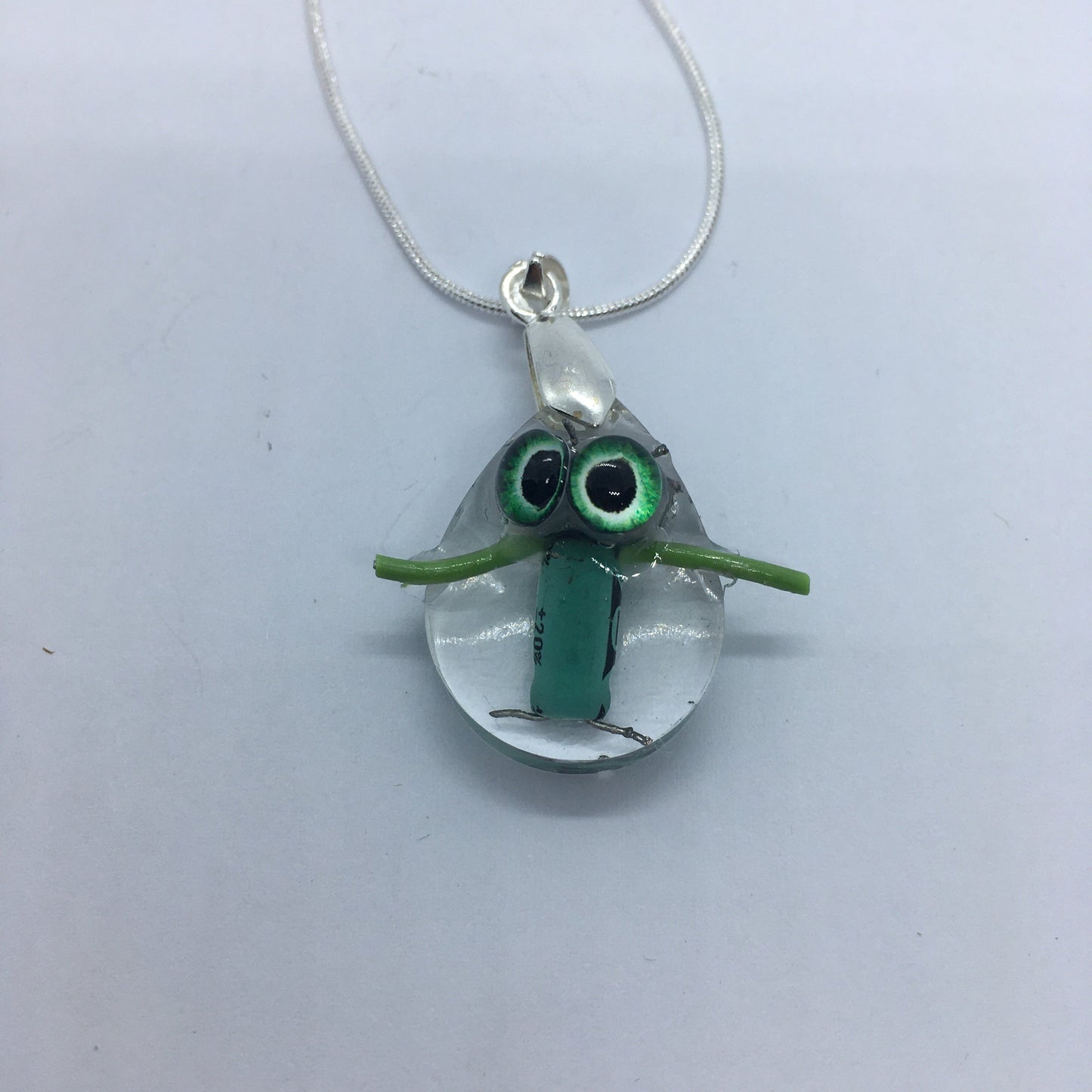 Cryobot Necklace - Greeny