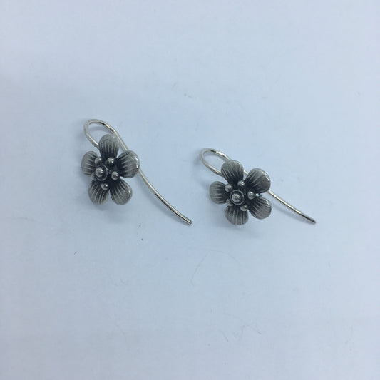 Manuka Drop Earrings - Silver