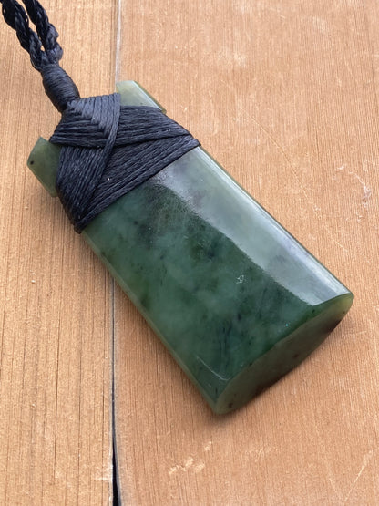 Toki Pounamu Pendant