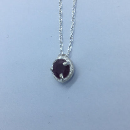 Briar Bud Necklace