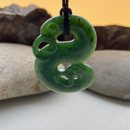 Pounamu Double Manaia Pekapeka Pendant