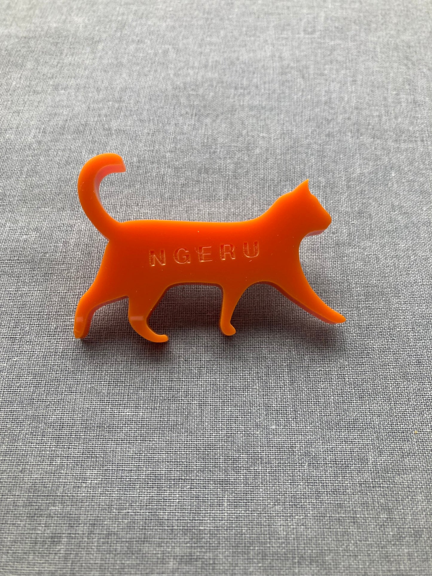 Ngeru (Cat) Brooch
