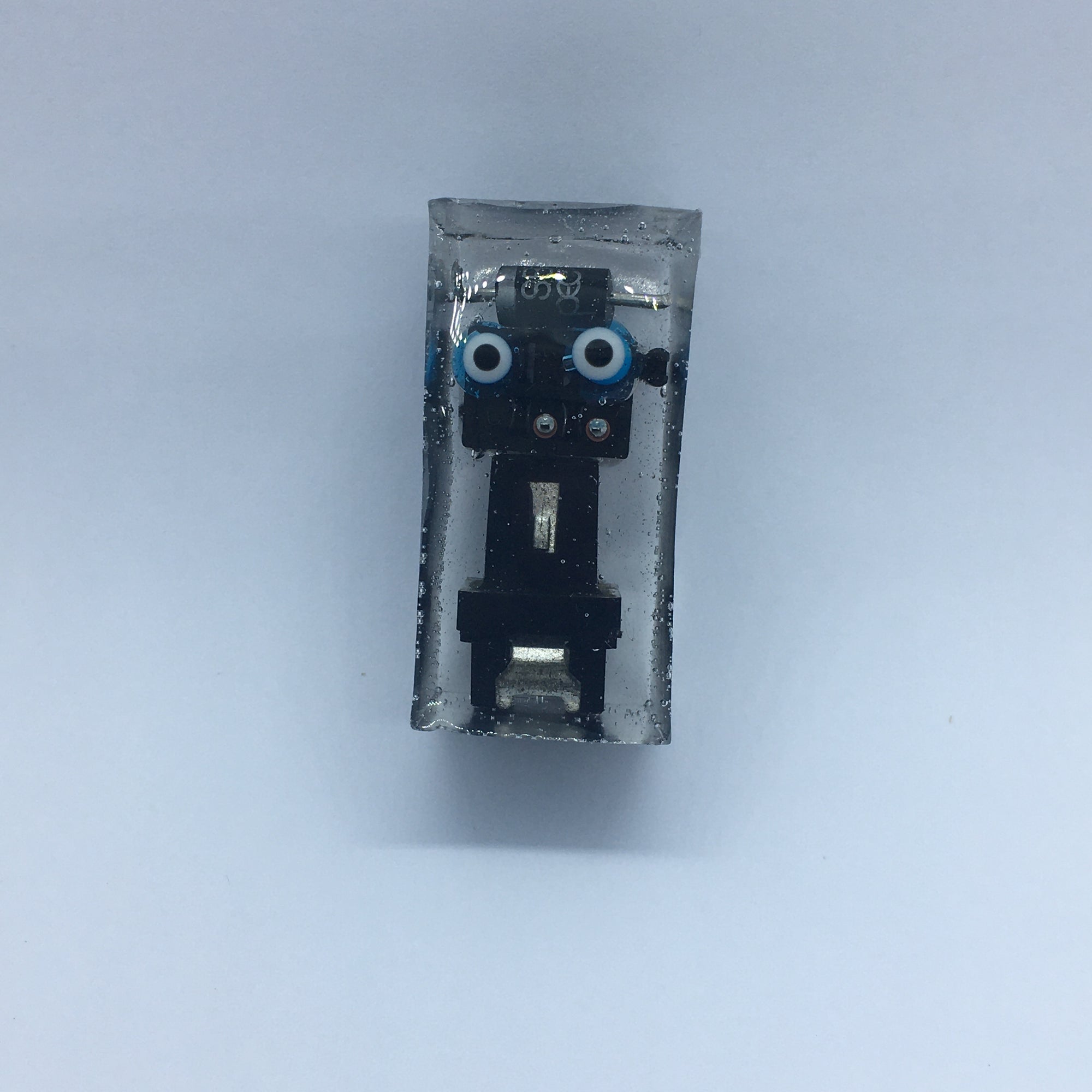 Minion Cryobot - Tall Black