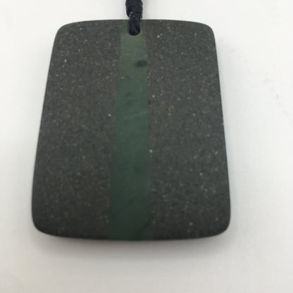 Splice Toki Pendant with Pounamu