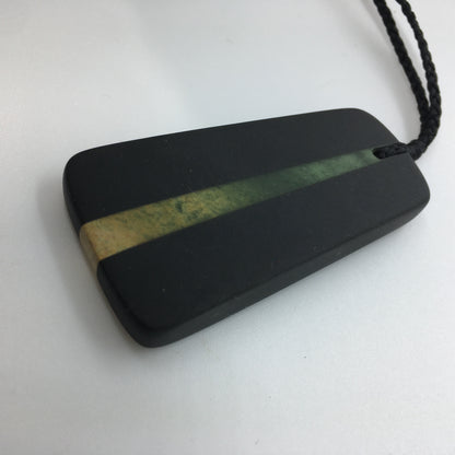 Splice Toki Pendant with Pounamu