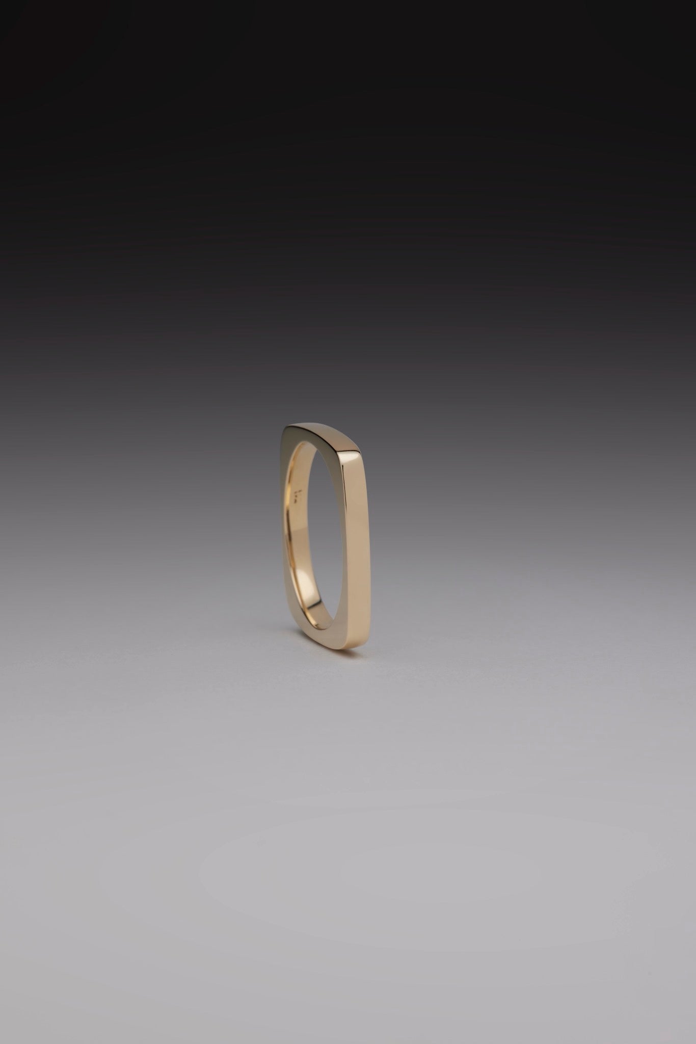 The Classic Square Ring - Gold