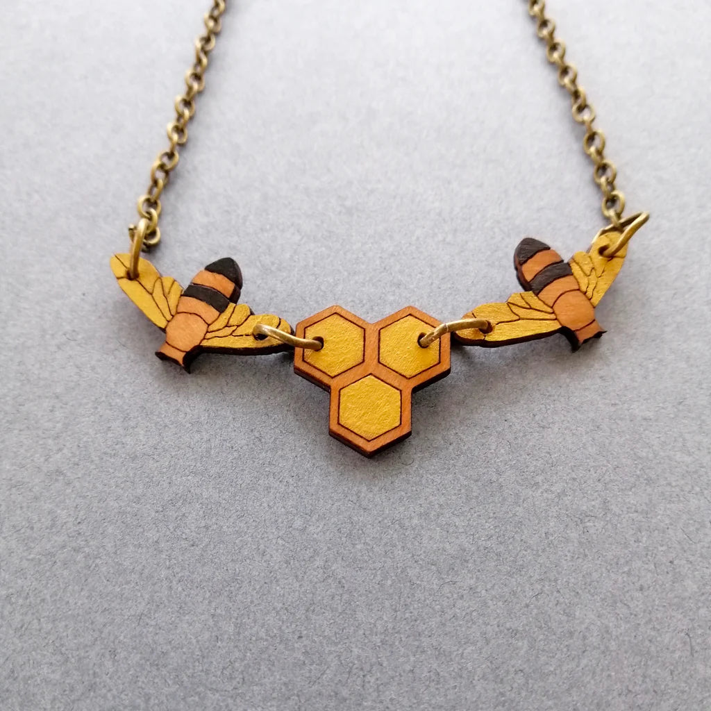 Honeybee Rimu Necklace