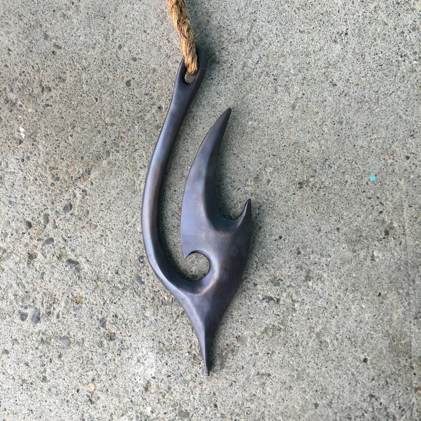 Bronze Hook Hanging Wall Art